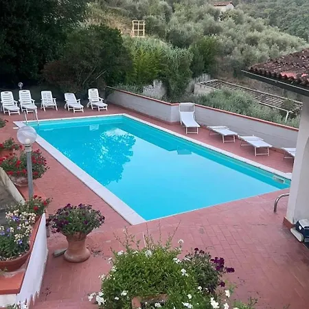 Le Casacce Per Vacanze 아파트 *